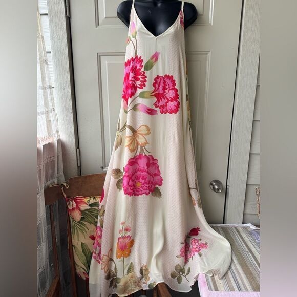 Paulmi & Harsh
Off White Anar Print Maxi Dress Size L - Picture 2 of 12